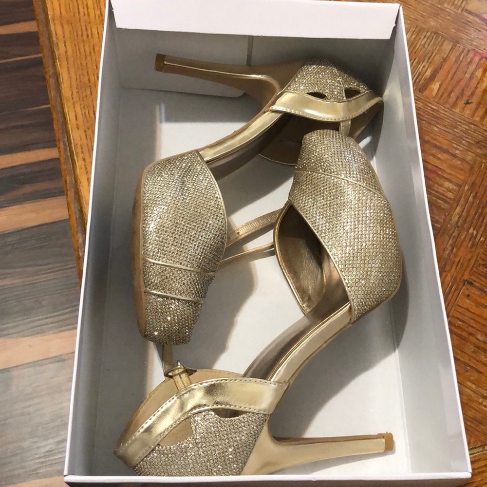Gold Heels!